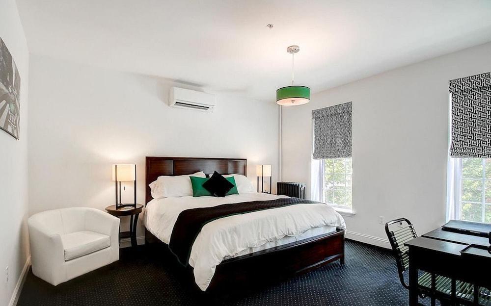 Blancnoir Bed & Breakfast Baltimore Bagian luar foto