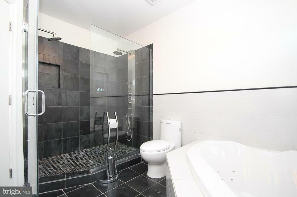Blancnoir Bed & Breakfast Baltimore Bagian luar foto