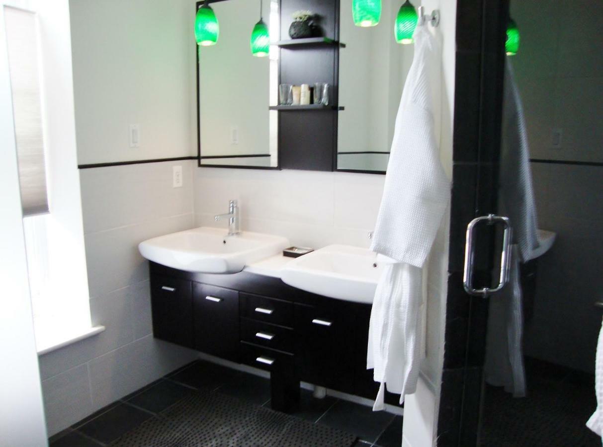 Blancnoir Bed & Breakfast Baltimore Bagian luar foto